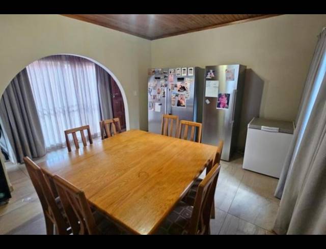 4 BEDROOM HOUSE FOR SALE IN ELDORAIGNE